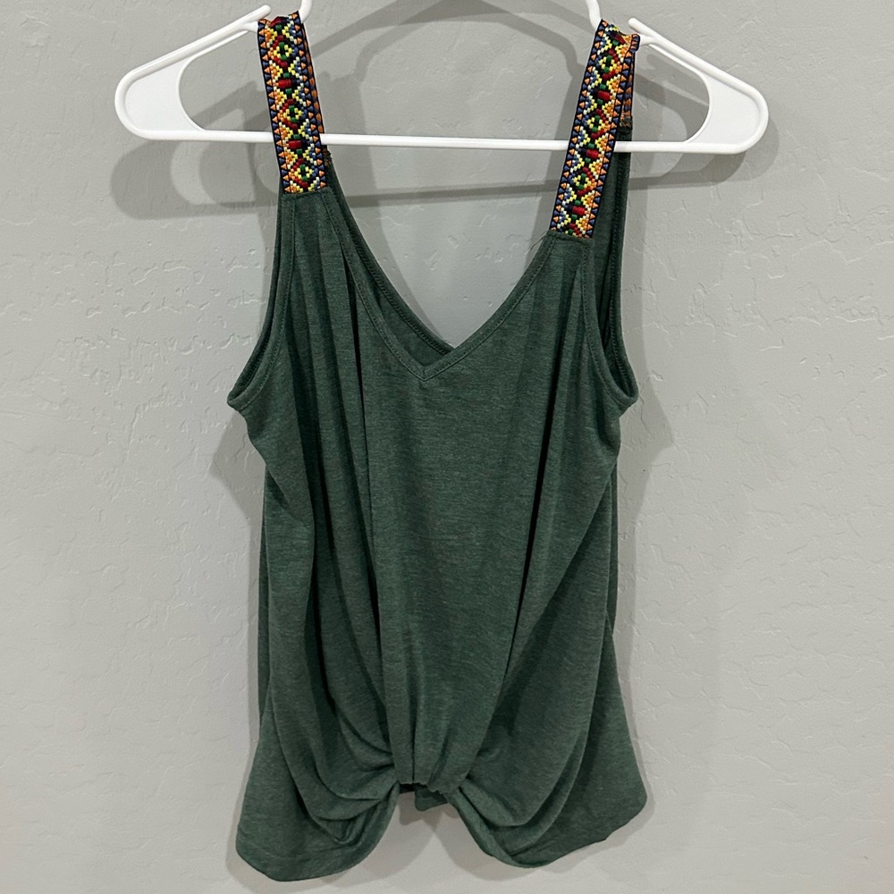 Sleeveless tank